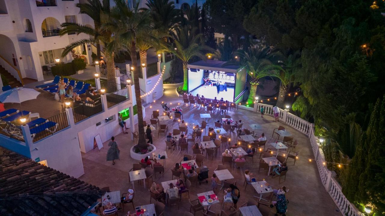 Aparthotel Holiday Center Санта Понса Екстериор снимка